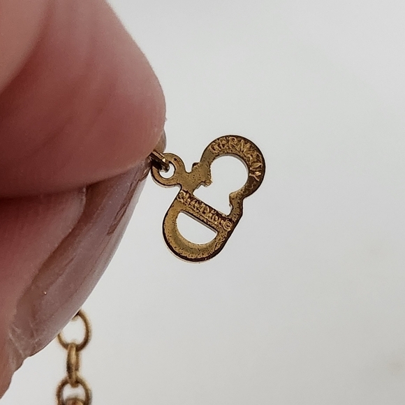 Dior Jewelry - Dior Gold Infinity Necklace Elegant Pendant